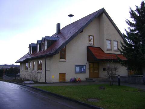 Bild des Kindergarten und der Ortsverwaltung in Bußmannshausen